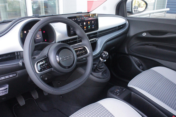 Fiat 500 1.0 Hybrid 65PK TORINO LAUNCH EDITION | DRAADLOZE APPLE CARPLAY/ANDROID AUTO | PARKEERSESOREN ACHTER | 16" LICHTMETALEN VELGEN "BURNISHED" | LED KOPLAMPEN "INFINITY" | CLIMATE CONTROL | DAB+ RADIO | REGEN/LICHT SENSOR | KEYLESS START | CELESTIAL BLUE | CRUISE CONTROL |
