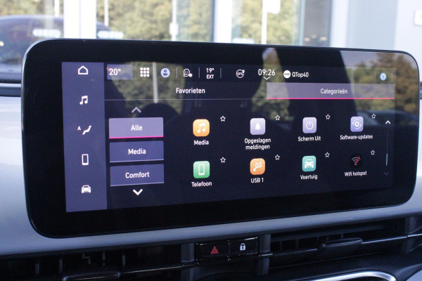 Fiat 500 1.0 Hybrid 65PK TORINO LAUNCH EDITION | DRAADLOZE APPLE CARPLAY/ANDROID AUTO | PARKEERSESOREN ACHTER | 16" LICHTMETALEN VELGEN "BURNISHED" | LED KOPLAMPEN "INFINITY" | CLIMATE CONTROL | DAB+ RADIO | REGEN/LICHT SENSOR | KEYLESS START | CELESTIAL BLUE | CRUISE CONTROL |