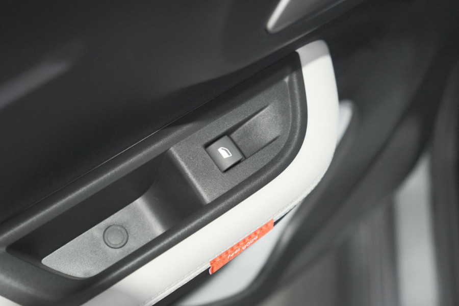 Citroën ë-C3 Max 113pk 44 kWh | 11 KW Lader | 96,1% SOH | Camera | Navigatie | Parkeersensoren