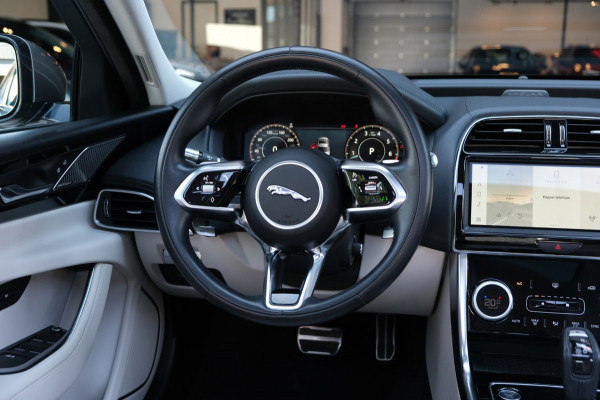 Jaguar XE 2.0 P300 AWD HSE |48.017km| PANORAMADAK UNIEK 300pk Leder/Navi/Virtual Cockpit