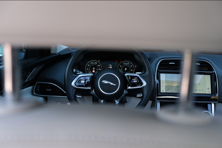 Jaguar XE 2.0 P300 AWD HSE |48.017km| PANORAMADAK UNIEK 300pk Leder/Navi/Virtual Cockpit
