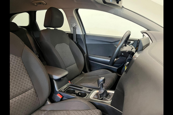 Kia Ceed Sportswagon 1.0 T-GDi DynamicLine Cruise control Climate control Camera Stoel + Stuur verwarming Apple Carplay/ Android Auto Navigatie