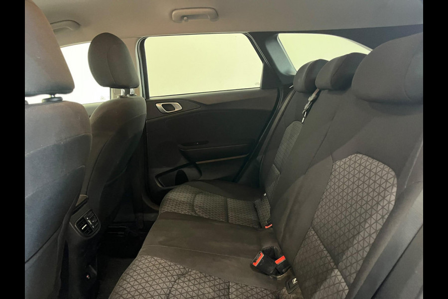 Kia Ceed Sportswagon 1.0 T-GDi DynamicLine Cruise control Climate control Camera Stoel + Stuur verwarming Apple Carplay/ Android Auto Navigatie