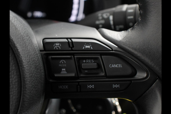 Toyota Yaris 1.5 Hybrid Dynamic Automaat Climate control Cruise control adaptieve LED Achteruitrijcamera Lane assist Apple Carplay/ Android Auto Camera