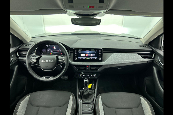 Škoda Kamiq 1.0 TSI 115pk Business Edition DSG Navigatie Climate control Cruise control LED Keyless Achteruitrijcamera Parkeersensoren Apple Carplay/ Android Auto Radio