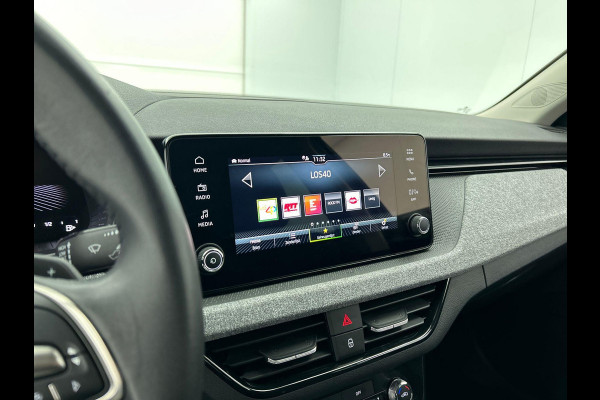 Škoda Kamiq 1.0 TSI 115pk Business Edition DSG Navigatie Climate control Cruise control LED Keyless Achteruitrijcamera Parkeersensoren Apple Carplay/ Android Auto Radio