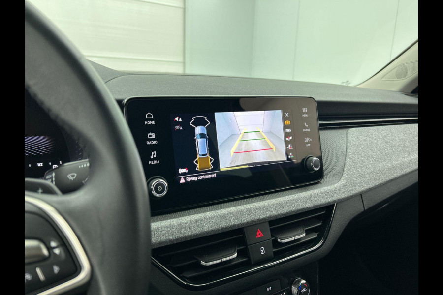 Škoda Kamiq 1.0 TSI 115pk Business Edition DSG Navigatie Climate control Cruise control LED Keyless Achteruitrijcamera Parkeersensoren Apple Carplay/ Android Auto Radio