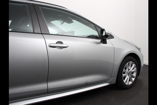 Toyota Corolla Touring Sports Automaat Hybrid 140 Active Navigatie Apple Carplay/Android Auto Climate Control Cruise Control Adaptive 17"Lichtmetalen velgen Camera