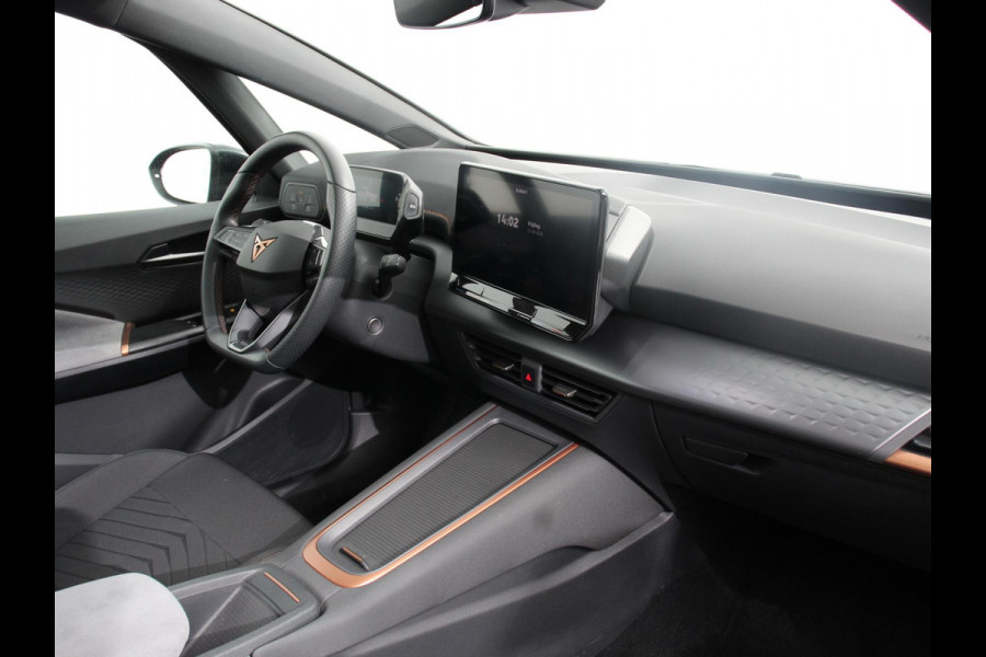 CUPRA Born Business Plus 62 kWh SOH 92% Climate control LED Lichtmetalen velgen Navigatie Apple Carplay/ Android Auto Camera Parkeersensoren Sfeerverlichting