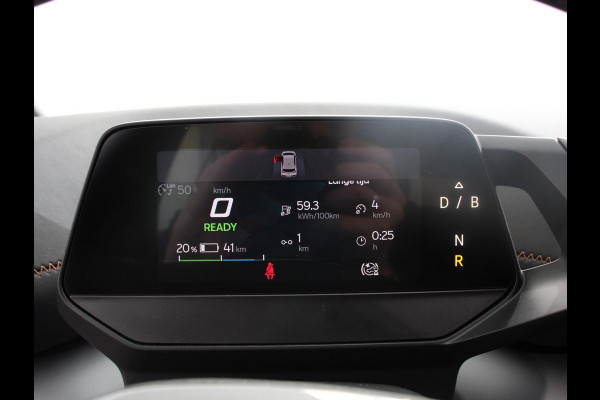 CUPRA Born Business Plus 62 kWh SOH 92% Climate control LED Lichtmetalen velgen Navigatie Apple Carplay/ Android Auto Camera Parkeersensoren Sfeerverlichting