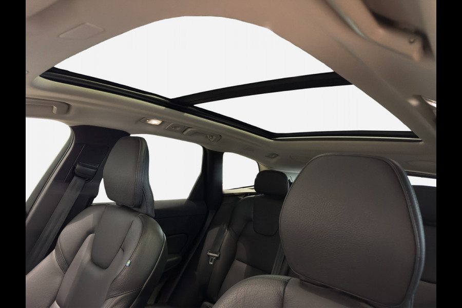 Volvo XC60 T6 Aut. Long Range Ultimate Dark Leder ACC 350pk