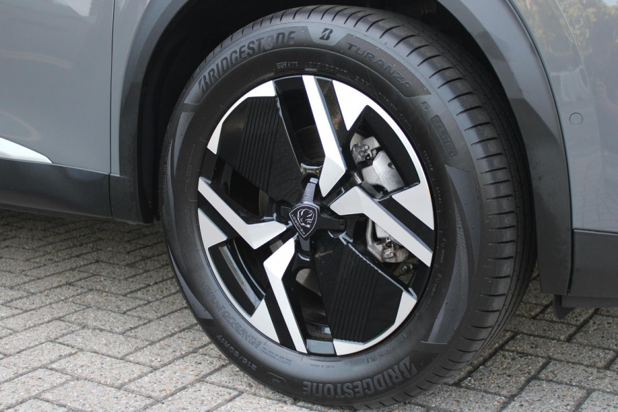 Peugeot 2008 1.2 Hybrid 145PK AUTOMAAT GT PACK | ELEKTRISCH BEDIENBARE BESTUURDERSSTOEL | NAVIGATIE | FULL LED KOPLAMPEN | DRAADLOZE APPLE CARPLAY/ANDROID AUTO | ADAPTIVE CRUISE CONTROL | CAMERA VOOR + ACHTER | CLIMATE CONTROL | LICHTMETALEN VELGEN 17" | KEYLESS ENTRY/START | DAB+ RADIO | ALCANTARA/LEDEREN BEKLEDING  | DODEHOEK DETECTIE | PARKEERSENSOREN VOOR + ACHTER | STOEL VERWARMING | DRAADLOZE TELEFOONLADER |
