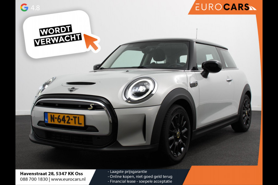 MINI Electric Business Edition Automaat 33 kWh SOH 95% Navigatie Climate Control  Lichtmetalen Velgen  Dab Parkeer sensoren Cruise Control