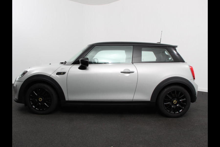 MINI Electric Business Edition Automaat 33 kWh SOH 95% Navigatie Climate Control  Lichtmetalen Velgen  Dab Parkeer sensoren Cruise Control