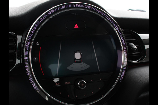 MINI Electric Business Edition Automaat 33 kWh SOH 95% Navigatie Climate Control  Lichtmetalen Velgen  Dab Parkeer sensoren Cruise Control