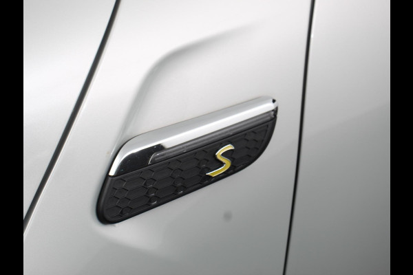 MINI Electric Business Edition Automaat 33 kWh SOH 95% Navigatie Climate Control  Lichtmetalen Velgen  Dab Parkeer sensoren Cruise Control