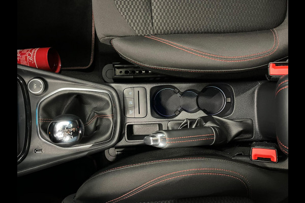 Ford Puma 1.0 EcoBoost Hybrid ST-Line Navigatie Apple Carplay Android Auto Parkeerhulp achter Cruise Control Stoel-en stuurverwarming Climate Control Lichtmetalen velgen