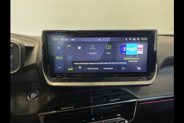 Peugeot 2008 1.2 PureTech 130pk Automaat GT-Line Navigatie Apple Carplay/Android Auto Camera Parkeersensoren Ledverlichting Cruise Control Virtual Cockpit Climate Control Lichtmetalen velgen