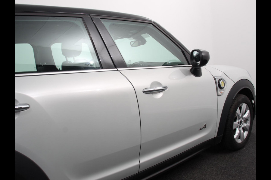 MINI Countryman 1.5 Cooper S E ALL4 PHEV Navigatie Climate Control Lichtmetalen Velgen Led