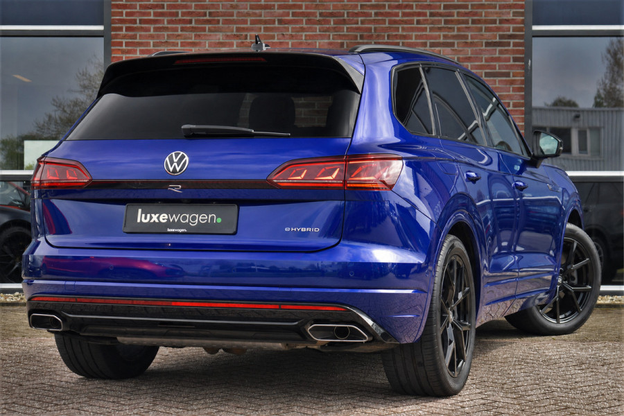 Volkswagen Touareg 3.0 TSi eHybrid 4M R Pano Trekh DynAudio Stoel-koel Massage HUD 360