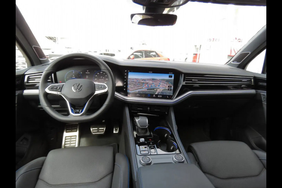 Volkswagen Touareg 3.0 TSi eHybrid 4M R Pano Trekh DynAudio Stoel-koel Massage HUD 360