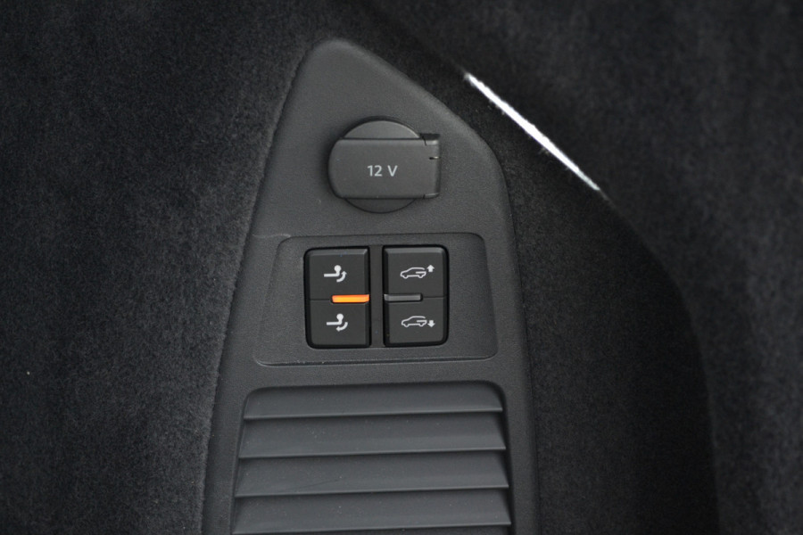 Volkswagen Touareg 3.0 TSi eHybrid 4M R Pano Trekh DynAudio Stoel-koel Massage HUD 360