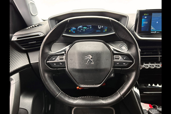 Peugeot e-2008 EV Allure Pack 50 kWh | SOH 90% | Origineel NL | Carplay | 1/2 Leder |Camera |