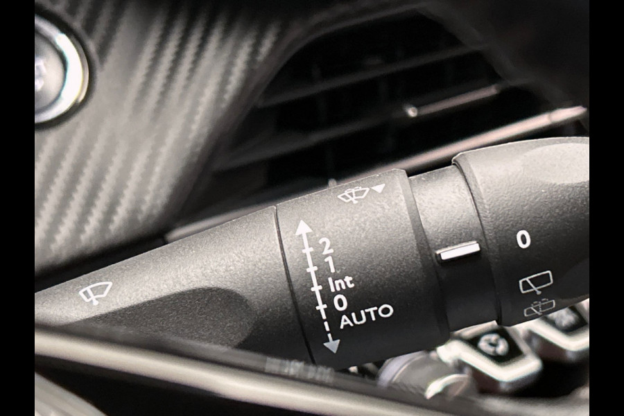 Peugeot e-2008 EV Allure Pack 50 kWh | SOH 90% | Origineel NL | Carplay | 1/2 Leder |Camera |