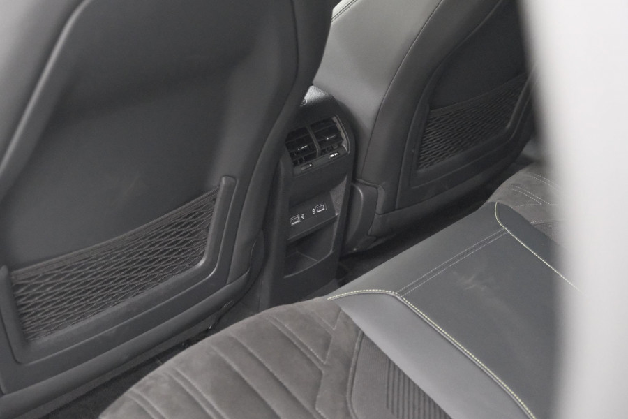 Peugeot 308 SW 1.6 HYbrid 180 GT Pack Business | Trekhaak | 360 Camera | Adaptieve Cruise Control | Elektronische Kofferklep