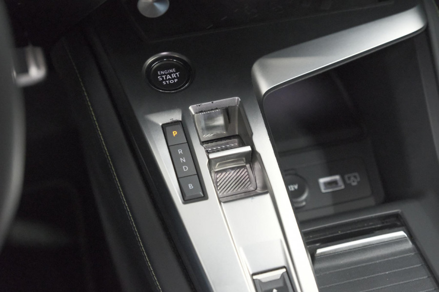 Peugeot 308 SW 1.6 HYbrid 180 GT Pack Business | Trekhaak | 360 Camera | Adaptieve Cruise Control | Elektronische Kofferklep