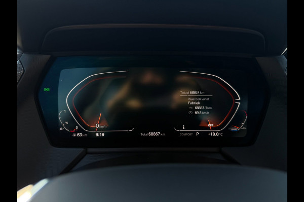 BMW 1-serie 118i High Executive | Camera | PDC | Carplay | Cruise Control |