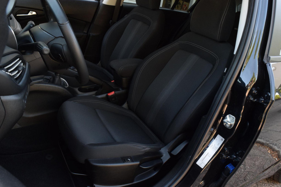 Fiat Tipo 1.4 T-Jet 16v|Carplay|Camera|Trekhaak|Rijklaar!