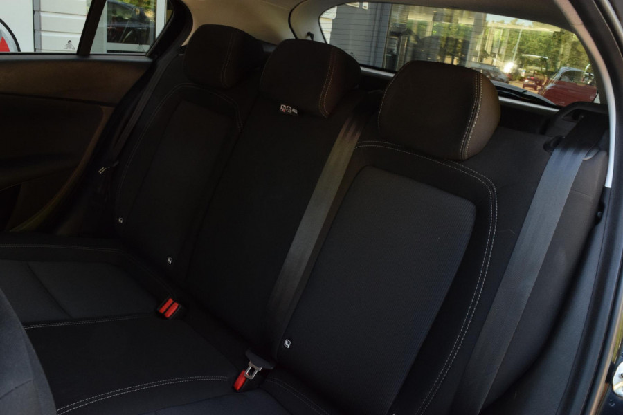 Fiat Tipo 1.4 T-Jet 16v|Carplay|Camera|Trekhaak|Rijklaar!