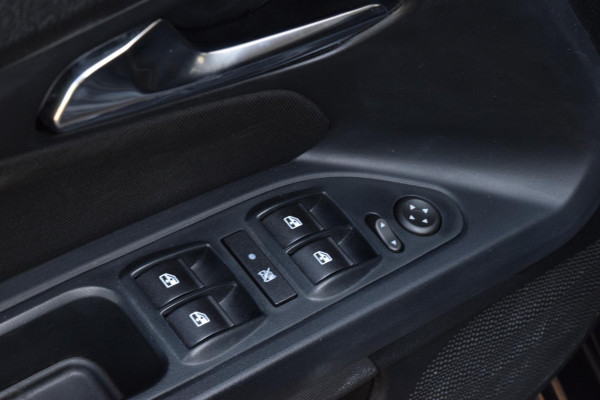 Fiat Tipo 1.4 T-Jet 16v|Carplay|Camera|Trekhaak|Rijklaar!