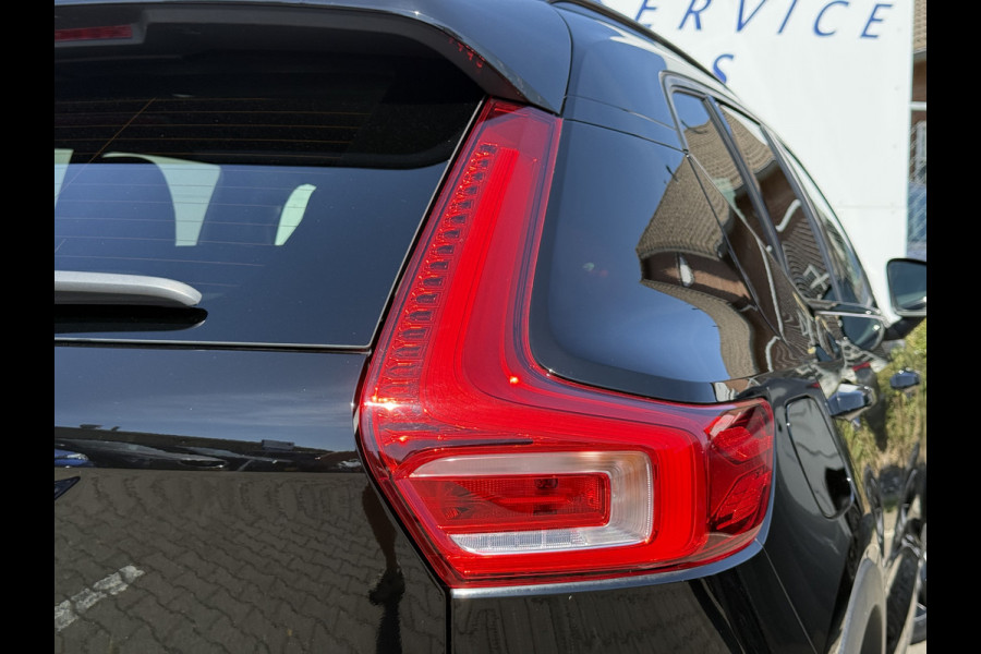 Volvo XC40 2.0 B4 R-Design | Pilot Assist | Bliss | Camera | CarPlay | 18 inch