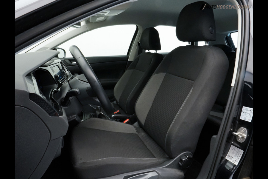 Volkswagen Polo 1.0 TSI Life Sport (APPLE CARPLAY,LED,DIGITAAL DISPLAY,CLIMATE,ADAPTIVE CRUISE,LM-VELGEN,TOPCONDITIE)