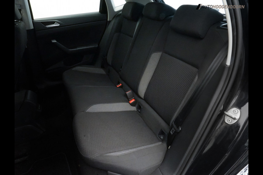 Volkswagen Polo 1.0 TSI Life Sport (APPLE CARPLAY,LED,DIGITAAL DISPLAY,CLIMATE,ADAPTIVE CRUISE,LM-VELGEN,TOPCONDITIE)