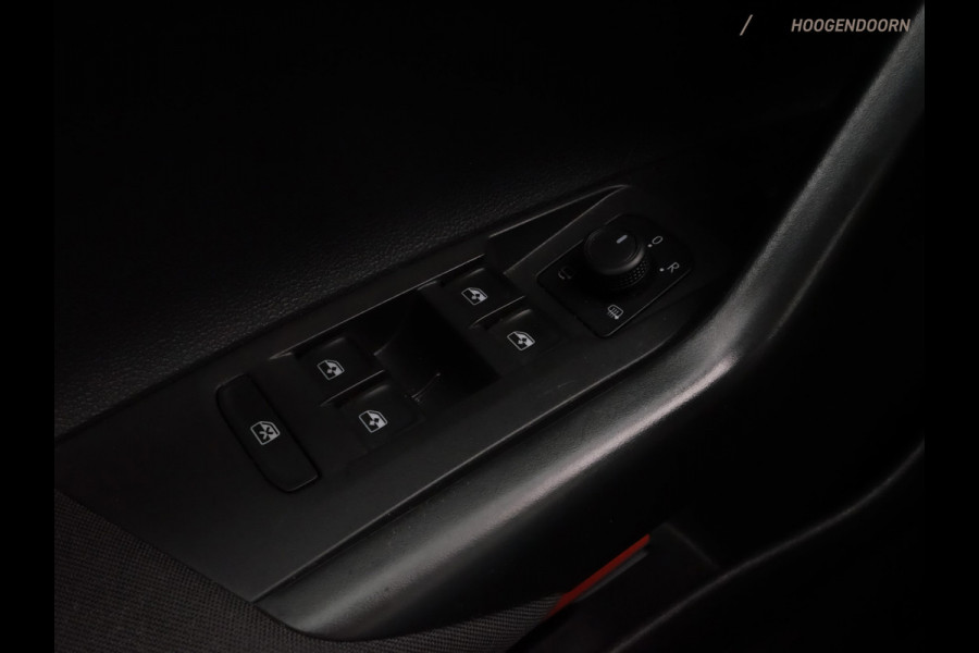 Volkswagen Polo 1.0 TSI Life Sport (APPLE CARPLAY,LED,DIGITAAL DISPLAY,CLIMATE,ADAPTIVE CRUISE,LM-VELGEN,TOPCONDITIE)