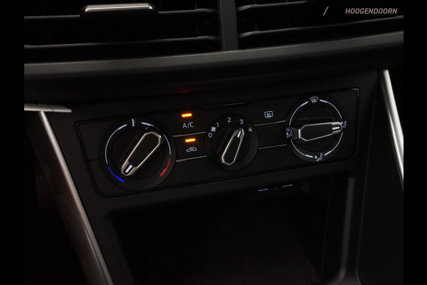 Volkswagen Polo 1.0 TSI Life Sport (APPLE CARPLAY,LED,DIGITAAL DISPLAY,CLIMATE,ADAPTIVE CRUISE,LM-VELGEN,TOPCONDITIE)