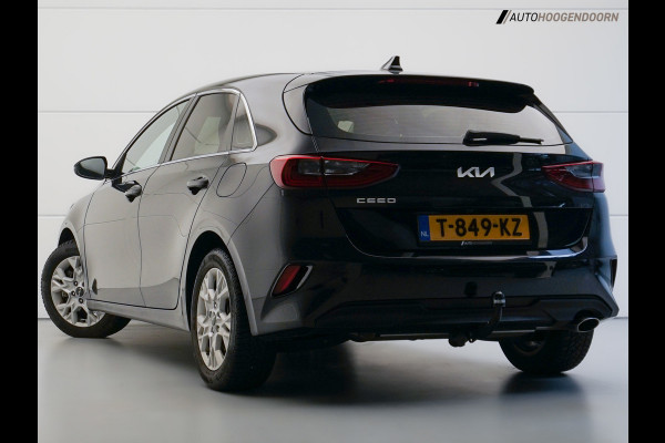 Kia Ceed 1.5 T-GDi MHEV DynamicLine Sport (APPLE CARPLAY,LED VERLICHTING,CAMERA,ADAPTIVE CRUISE,CLIMATE,TREKHAAK,LANE ASSIST)