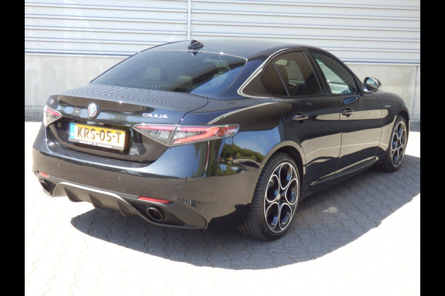 Alfa Romeo Giulia Veloce Q4 | 280 pk | Facelift | Harman I Leder Sportinterieur | Breedte s