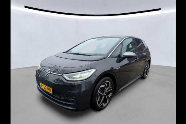 Volkswagen ID.3 First Plus 58 kWh 204pk | Camera | IQ light | Stoelverwarming | Acc