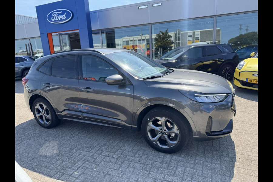 Ford Kuga 2.5 PHEV ST-Line 243pk | Winterpack | Wegklapbare Trekhaak | Orig. NL auto | 2.100kg Trekgewicht