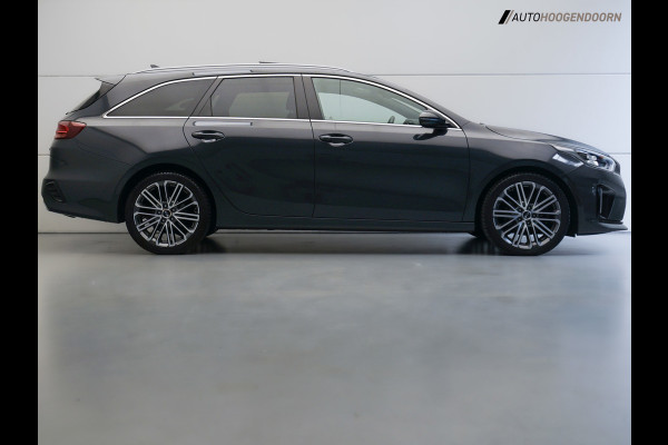 Kia Ceed Sportswagon 1.5 T-GDi GT-PlusLine (PANORAMA-SCHUIFDAK,JBL SOUND,DODEHOEK,MEMORY SEAT,ALCANTARA,CAMERA,STOELVERWARMING)