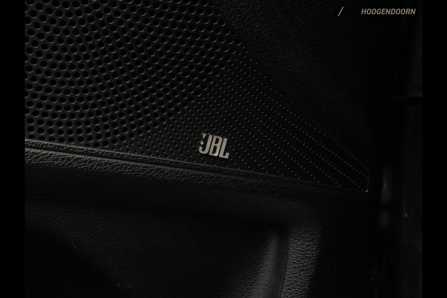 Kia Ceed Sportswagon 1.5 T-GDi GT-PlusLine (PANORAMA-SCHUIFDAK,JBL SOUND,DODEHOEK,MEMORY SEAT,ALCANTARA,CAMERA,STOELVERWARMING)