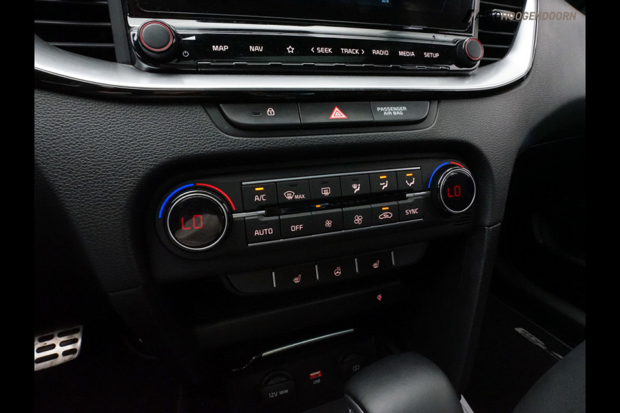 Kia Ceed Sportswagon 1.5 T-GDi GT-PlusLine (PANORAMA-SCHUIFDAK,JBL SOUND,DODEHOEK,MEMORY SEAT,ALCANTARA,CAMERA,STOELVERWARMING)