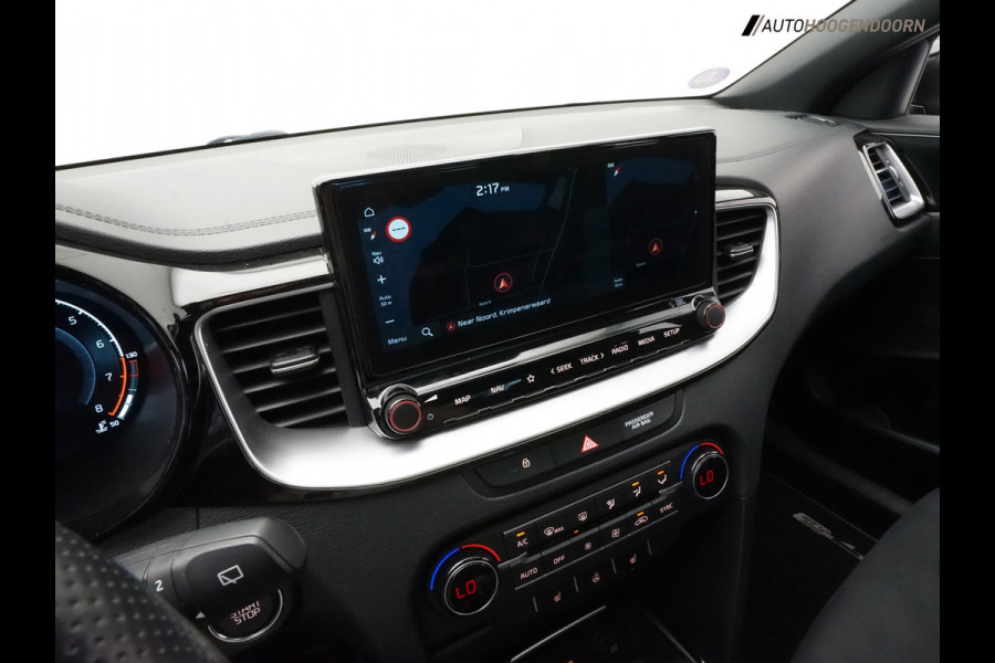 Kia Ceed Sportswagon 1.5 T-GDi GT-PlusLine (PANORAMA-SCHUIFDAK,JBL SOUND,DODEHOEK,MEMORY SEAT,ALCANTARA,CAMERA,STOELVERWARMING)
