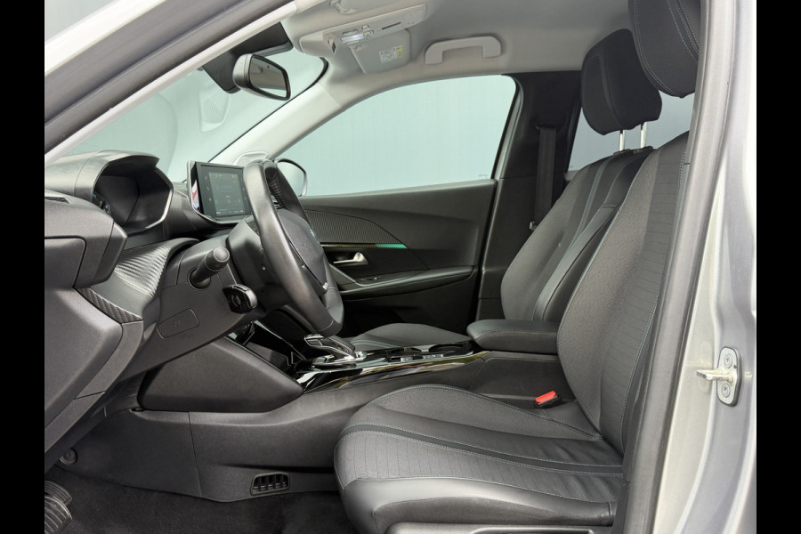 Peugeot e-2008 BWJ 10-2021 | SOH 88,1% EV 136PK Allure 50 kWh | CLIMA | CARPLAY | LEDER/STOF | PDC | STOELVERW | 17'' LMV |