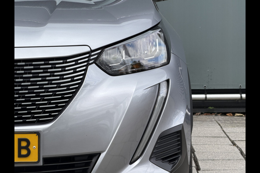 Peugeot e-2008 BWJ 10-2021 | SOH 88,1% EV 136PK Allure 50 kWh | CLIMA | CARPLAY | LEDER/STOF | PDC | STOELVERW | 17'' LMV |