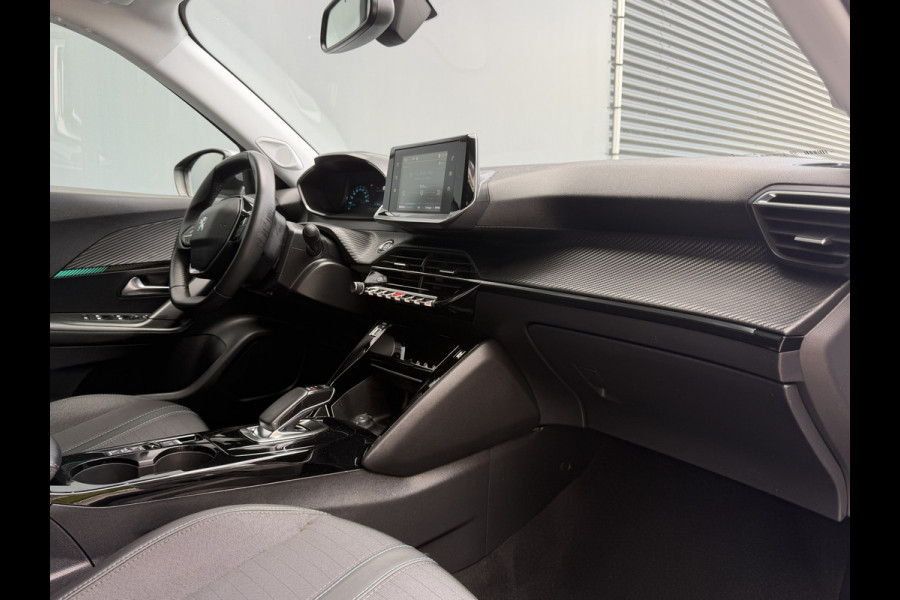Peugeot e-2008 BWJ 10-2021 | SOH 88,1% EV 136PK Allure 50 kWh | CLIMA | CARPLAY | LEDER/STOF | PDC | STOELVERW | 17'' LMV |